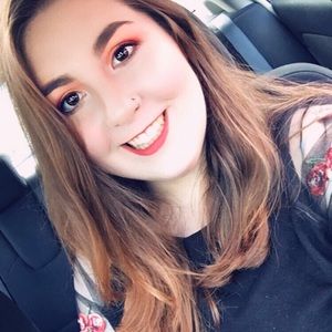 Meet your Posher, Beth